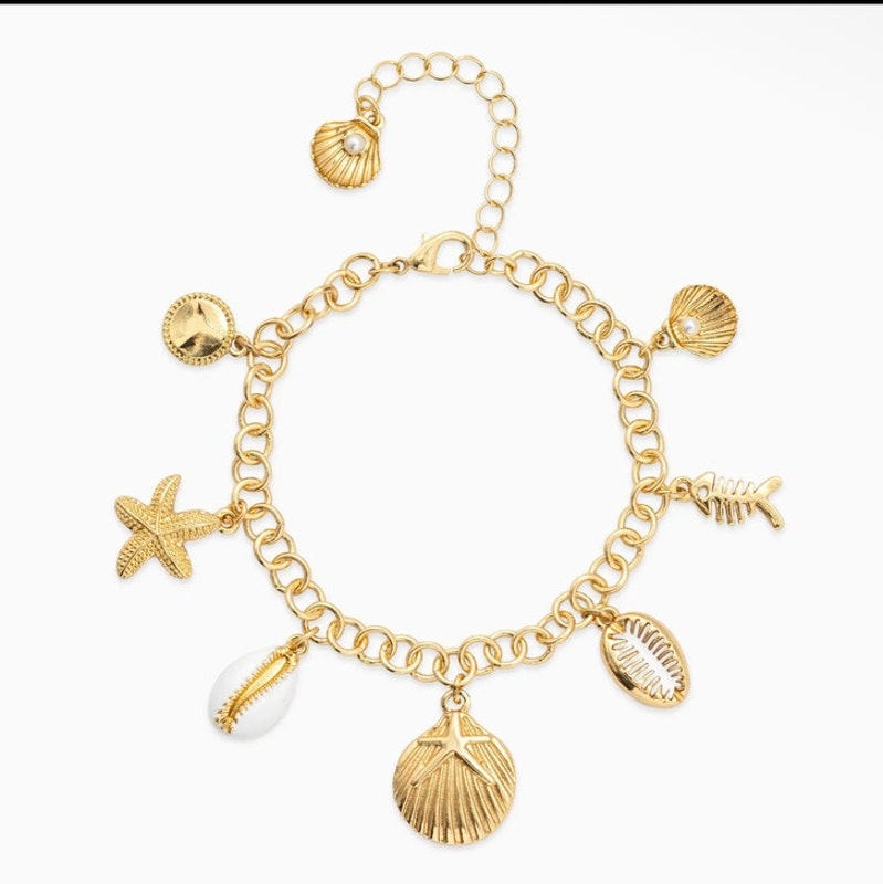 Sea Life Motif Circle Chain Charm Bracelet